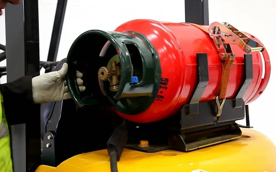 PERC Safety Minute Video: Brush up on Your Cylinder Requalification Requirements